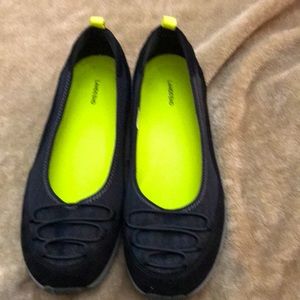 Women’s Lands End Mary Jane Black Flats Size 10